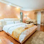 Hotel Zobo