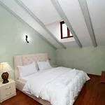 Zobo Hotel