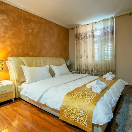 Zobo Hotel