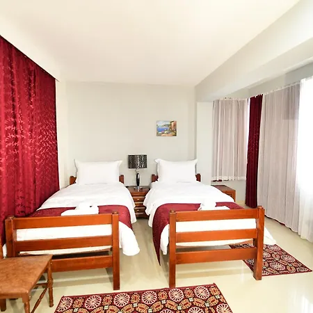 Zobo Otel 3*